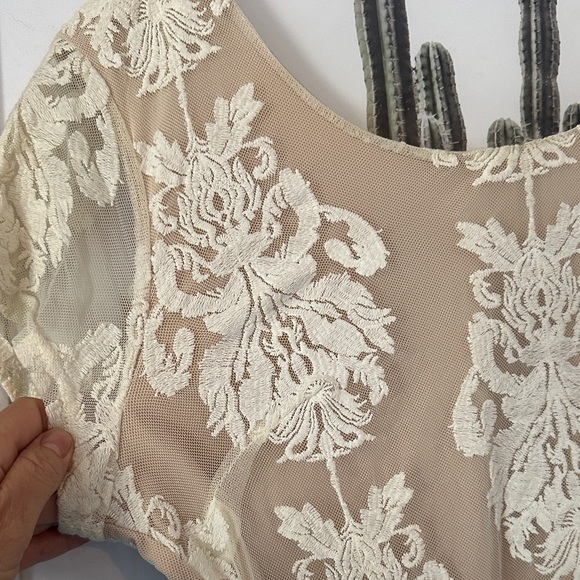 Elegant Ivory Cream Lace Dress bachelorette - Picture 9 of 9